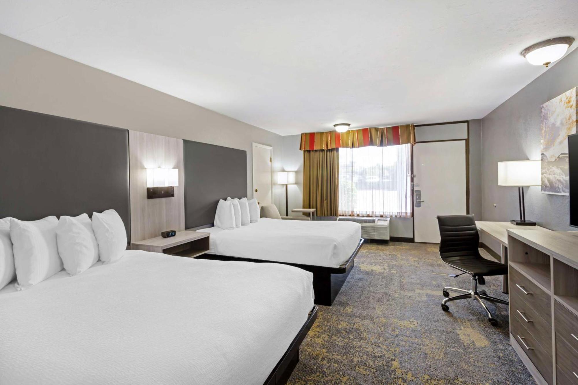 Best Western Plus Weston Inn Логан Экстерьер фото